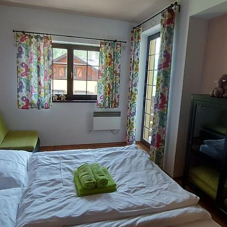 Hrabovo Alzbeta 16 Apartment Ruzomberok Bagian luar foto
